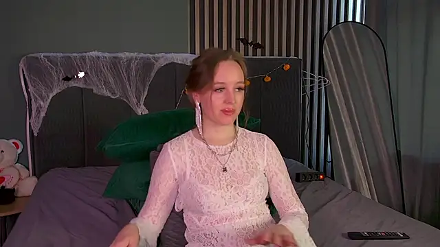 KathyStewart online show from November 3, 6:14 am