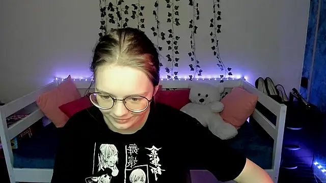 shy elina01 online show from October 14, 10:38 am