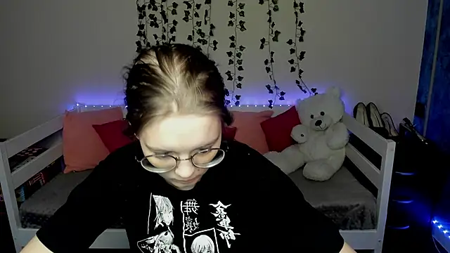 shy elina01 online show from October 15, 10:26 am