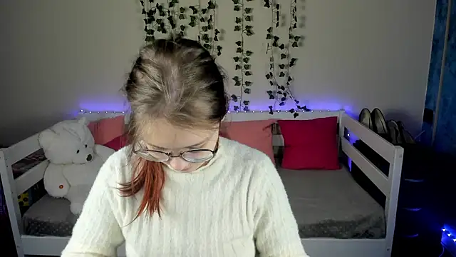 shy elina01 online show from October 20, 10:27 am