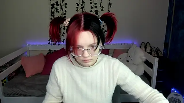 shy elina01 online show from November 9, 10:46 am