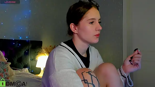 Snapshot of Stacey_Lace chatting on October 19, 4:51 pm Stacey Lace online show from October 19, 4:51 pm