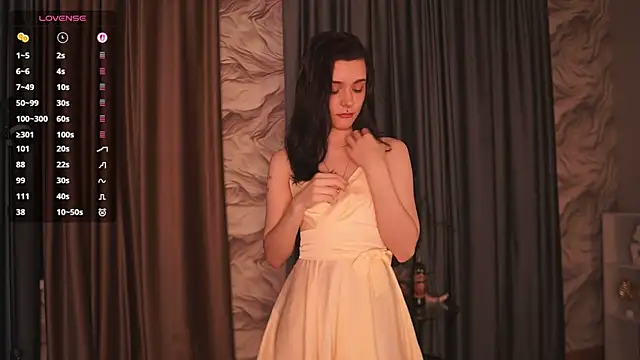 Snapshot of ElizabethMilller_ chatting on April 7, 10:42 pm ElizabethMilller online show from April 7, 10:42 pm