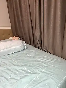 Snapshot of Lil_asianxyz chatting on November 7, 12:10 am Lil asianxyz online show from November 7, 12:10 am