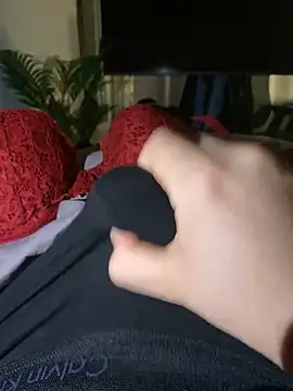 BBC 05 01 online show from February 1, 9:13 pm