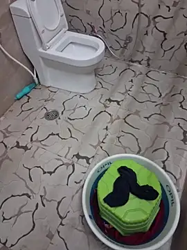 Snapshot of UsurpedThaw chatting on December 14, 6:12 pm UsurpedThaw online show from December 14, 6:12 pm