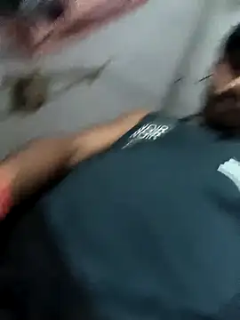 Snapshot of honestbbadboy chatting on November 4, 11:42 am honestbbadboy online show from November 4, 11:42 am