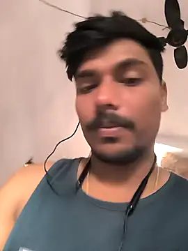 Snapshot of honestbbadboy chatting on November 13, 6:56 am honestbbadboy online show from November 13, 6:56 am