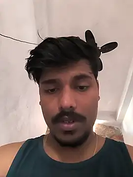 Snapshot of honestbbadboy chatting on November 23, 6:24 am honestbbadboy online show from November 23, 6:24 am