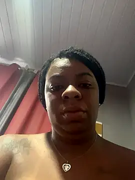 Priihmedeiros online show from October 19, 9:54 am