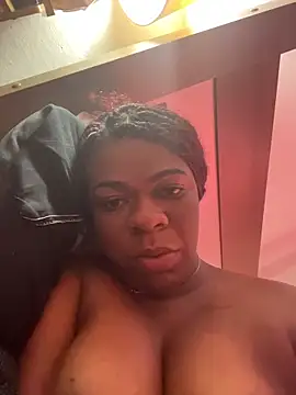 Priihmedeiros online show from February 6, 1:14 pm