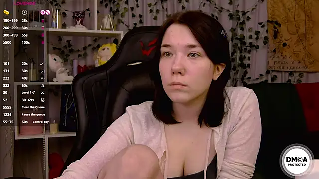 Kelly foox online show from February 25, 10:58 am