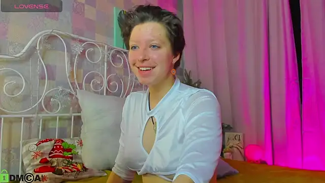 Sara Frayer online show from December 20, 1:45 am