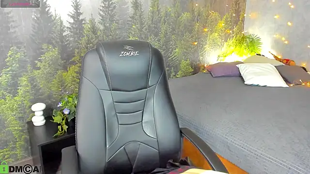 Sara Frayer online show from January 10, 1:07 am