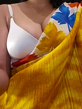 Snapshot of mohini_sen chatting on November 10, 7:46 pm mohini sen online show from November 10, 7:46 pm