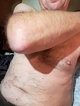 Snapshot of Vintermelon2 chatting on October 12, 10:09 pm Vintermelon2 online show from October 12, 10:09 pm