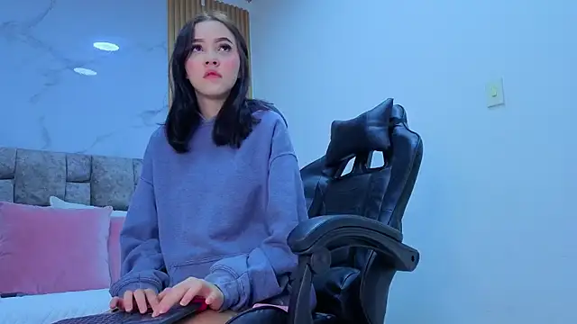 angel  kiss online show from November 13, 11:31 am