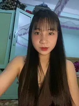 banlinh004 online show from March 1, 3:14 pm