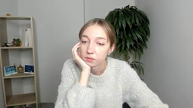 CherrySteffel online show from October 4, 6:44 am