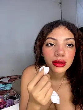 Azza  Slimene online show from October 2, 2:13 pm