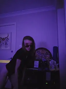 lonely Cosplay chick online show from November 29, 2:20 pm