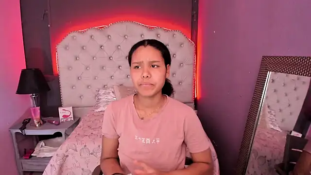 AriaVega online show from November 13, 12:48 pm