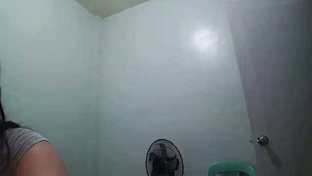 TeaseNPlease 13 online show from December 17, 9:43 pm