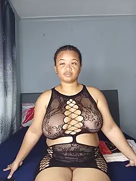 Sultrytits6 online show from June 3, 8:47 pm