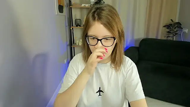 Snapshot of arizzzona chatting on October 10, 5:39 am arizzzona online show from October 10, 5:39 am