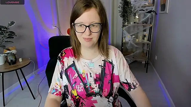 Snapshot of arizzzona chatting on November 2, 6:16 am arizzzona online show from November 2, 6:16 am