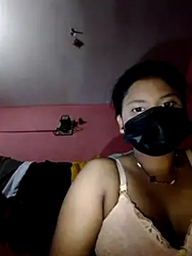 Snapshot of babbydoll-03 chatting on July 5, 3:19 pm babbydoll-03 online show from July 5, 3:19 pm