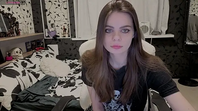 xAlisontiny online show from March 4, 12:38 am