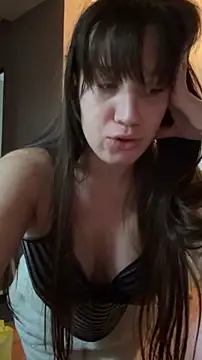 Snapshot of bebecita_x chatting on February 13, 10:00 am bebecita x online show from February 13, 10:00 am
