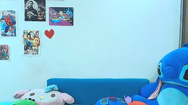 caramel doll   online show from June 3, 2:36 am