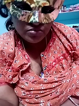 Snapshot of supcpl chatting on February 17, 5:52 pm supcpl online show from February 17, 5:52 pm