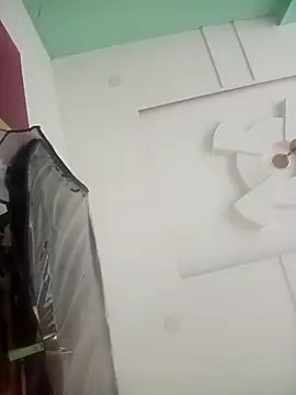 Snapshot of supcpl chatting on February 18, 10:33 am supcpl online show from February 18, 10:33 am