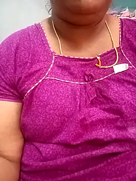 Snapshot of supcpl chatting on February 21, 7:31 am supcpl online show from February 21, 7:31 am