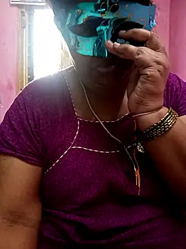 Snapshot of supcpl chatting on March 8, 5:00 am supcpl online show from March 8, 5:00 am