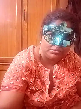 Snapshot of supcpl chatting on April 6, 5:03 pm supcpl online show from April 6, 5:03 pm