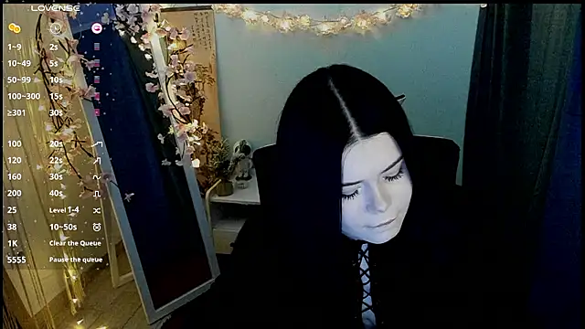 Mona Esty online show from March 6, 7:38 am