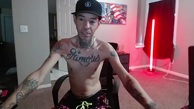 Snapshot of Michigan9000 chatting on October 5, 9:24 pm Michigan9000 online show from October 5, 9:24 pm