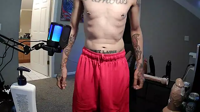 Snapshot of Michigan9000 chatting on October 14, 4:02 am Michigan9000 online show from October 14, 4:02 am