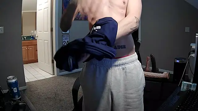 Snapshot of Michigan9000 chatting on November 24, 2:55 am Michigan9000 online show from November 24, 2:55 am