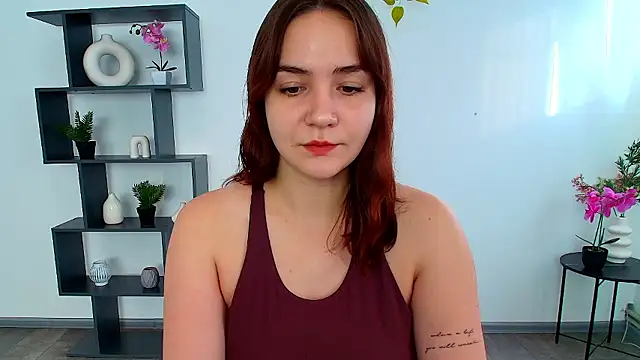 OliviaMontgommery online show from November 12, 6:14 am