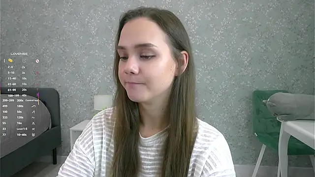 SweetSaraPie online show from October 11, 7:12 pm