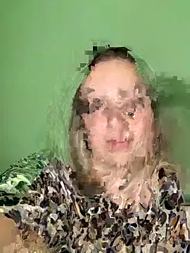 Snapshot of KristyFlowerX chatting on October 8, 12:14 pm KristyFlowerX online show from October 8, 12:14 pm