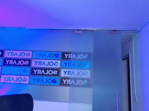 Snapshot of Violetta_Swett_ chatting on October 4, 12:47 pm Violetta Swett online show from October 4, 12:47 pm