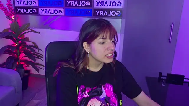 Snapshot of Violetta_Swett_ chatting on November 18, 2:54 pm Violetta Swett online show from November 18, 2:54 pm