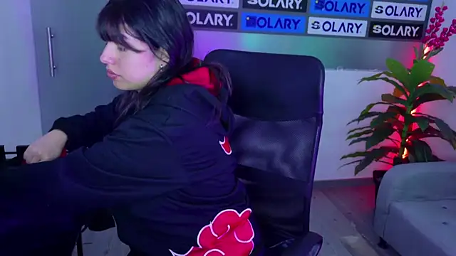 Snapshot of Violetta_Swett_ chatting on November 21, 1:54 pm Violetta Swett online show from November 21, 1:54 pm