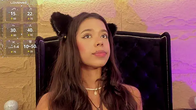 Snapshot of naomi_hill1 chatting on November 29, 11:08 pm naomi hill1 online show from November 29, 11:08 pm